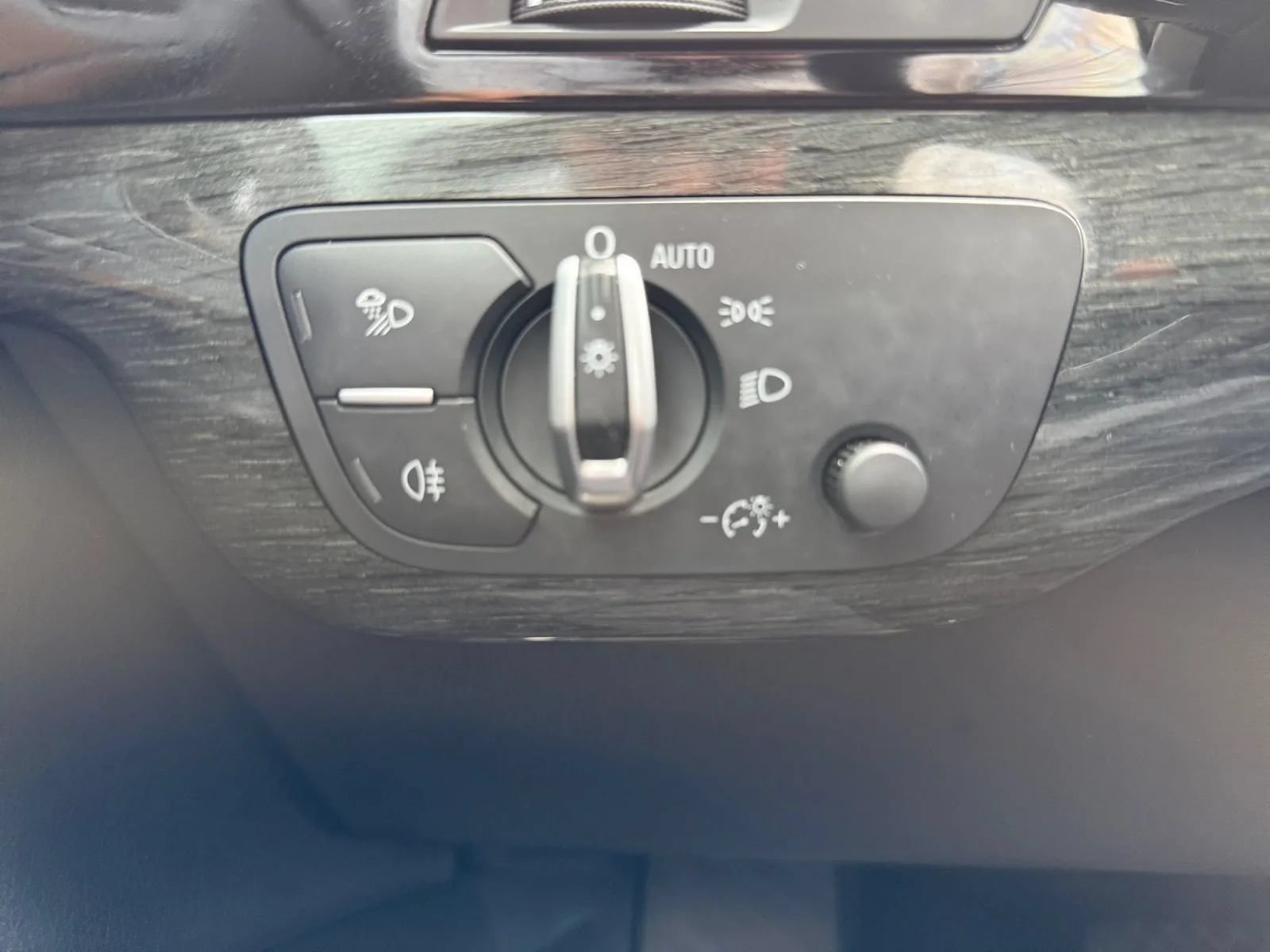 Used 2019 Audi Q7 3.0T Premium w/ Convenience Package AWD/4WD image 39