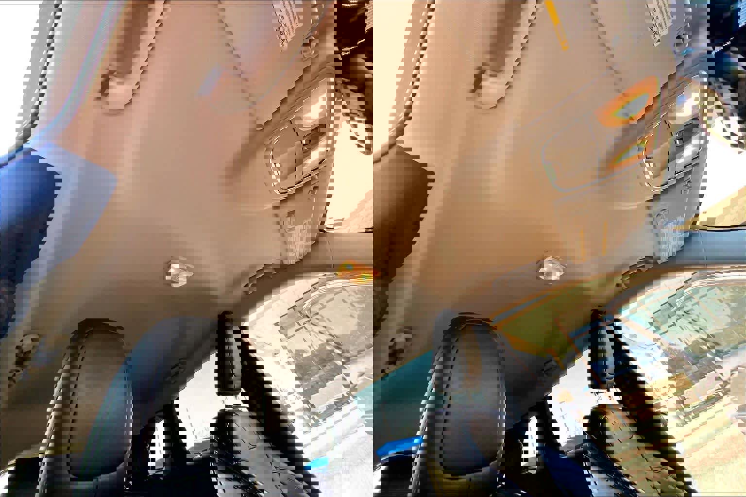 Used 2017 Jeep Cherokee Limited image 14