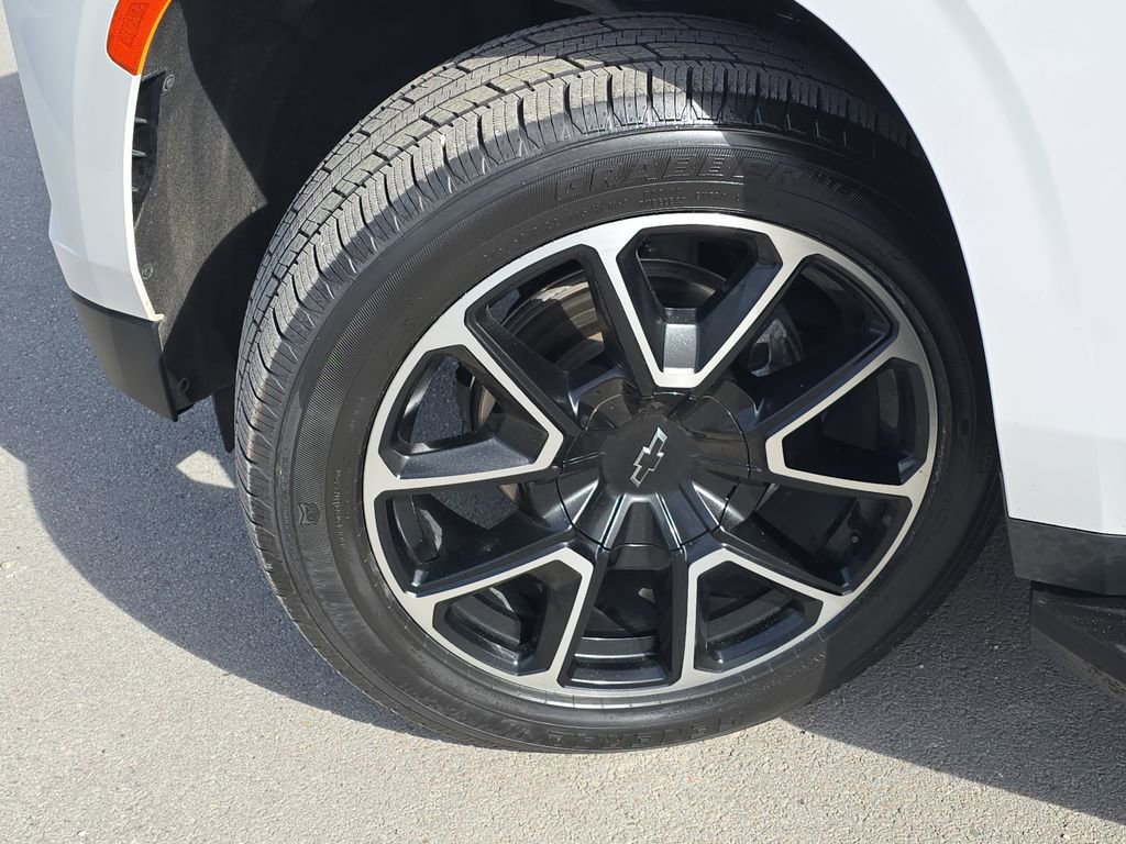 Used 2023 Chevrolet Tahoe RST image 32