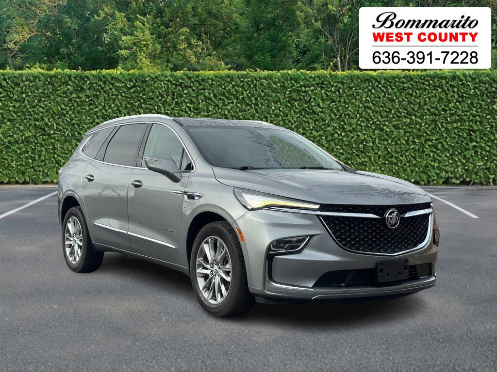Used 2023 Buick Enclave Avenir w/ Avenir Technology Package image 1