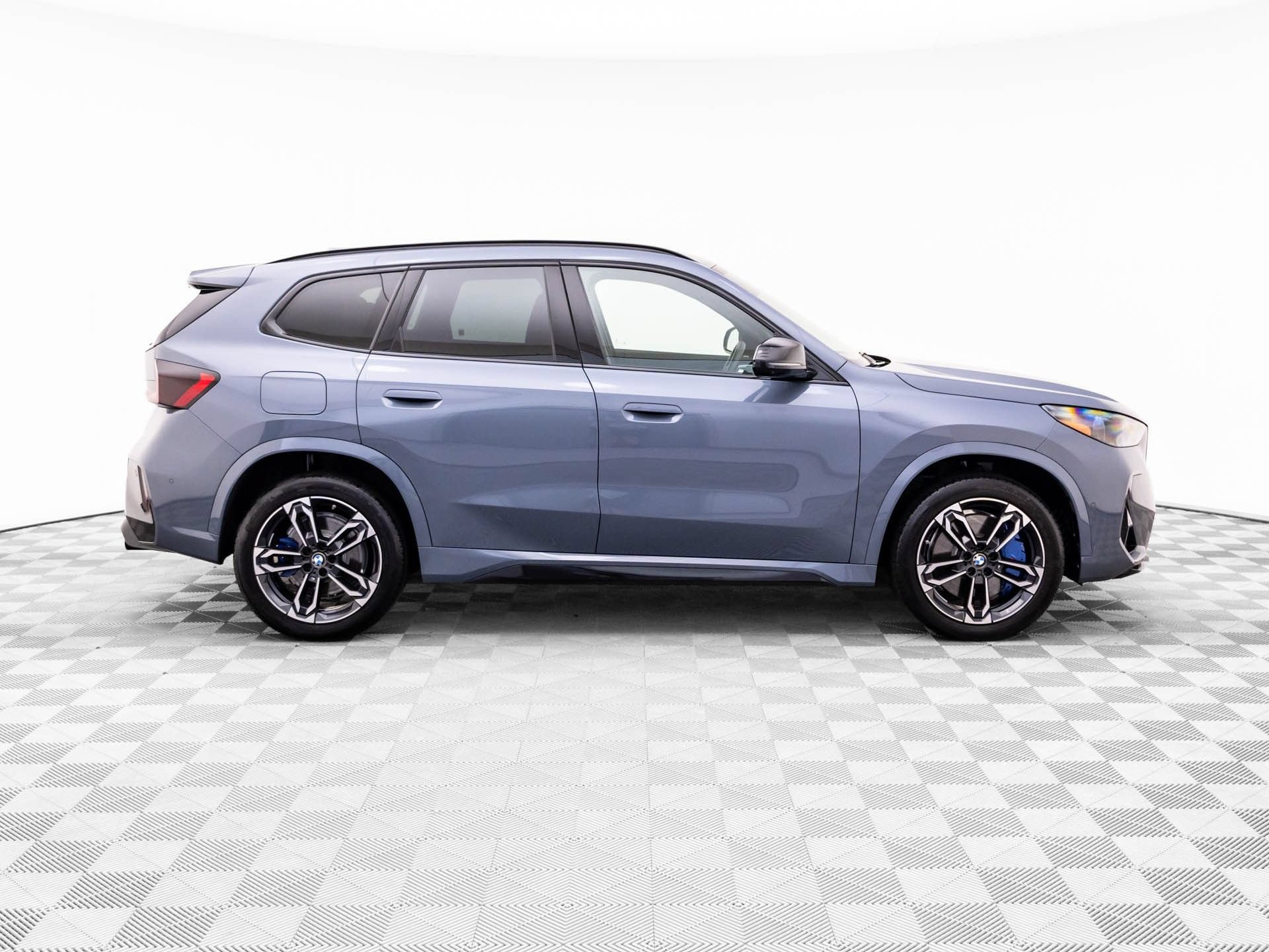 Used 2025 BMW X1 M35i w/ Premium Package AWD/4WD image 6