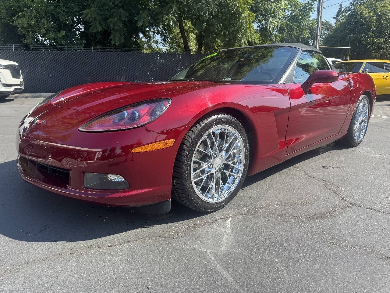 Used 2005 Chevrolet Corvette Convertible w/ Preferred Equipment Group RWD image 4