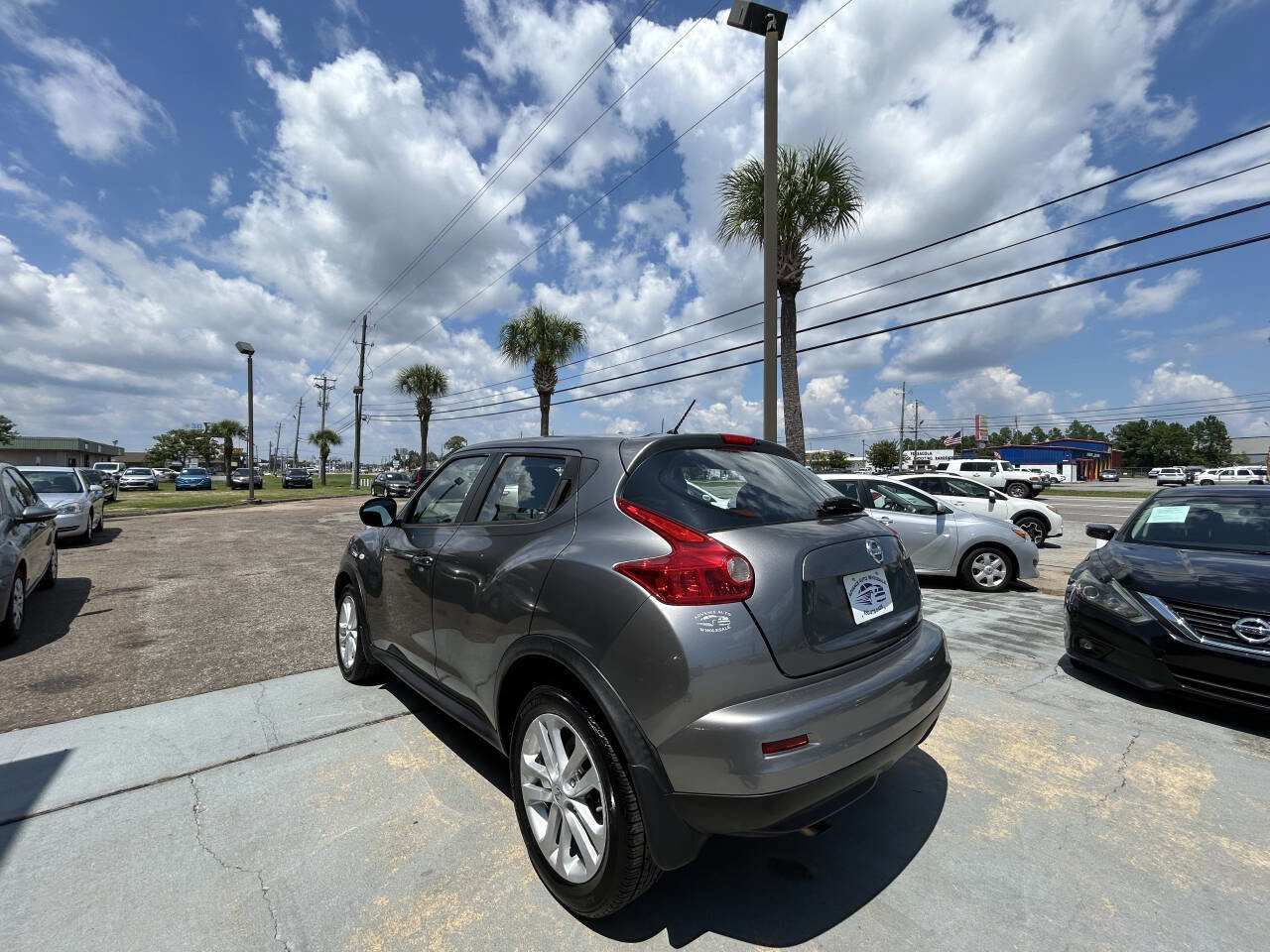 Used 2014 Nissan Juke S image 8