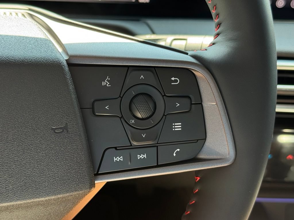 Used 2026 Nissan Sentra SR w/ SR Premium Package FWD image 30