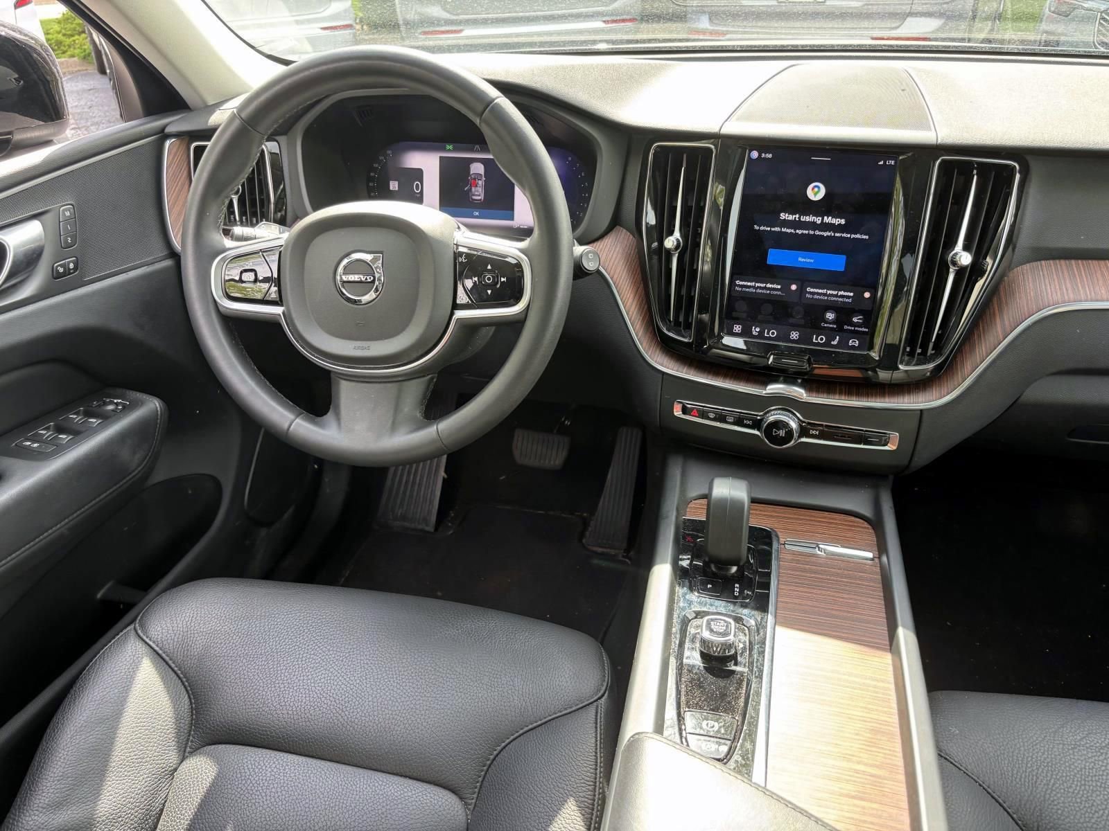 Used 2023 Volvo XC60 B5 Plus w/ Climate Package image 29