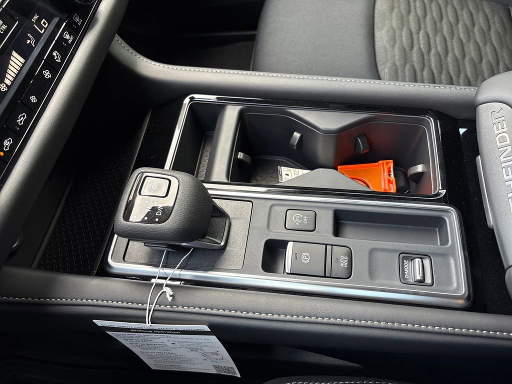 New 2026 Nissan Pathfinder SV w/ Cargo Package FWD image 19