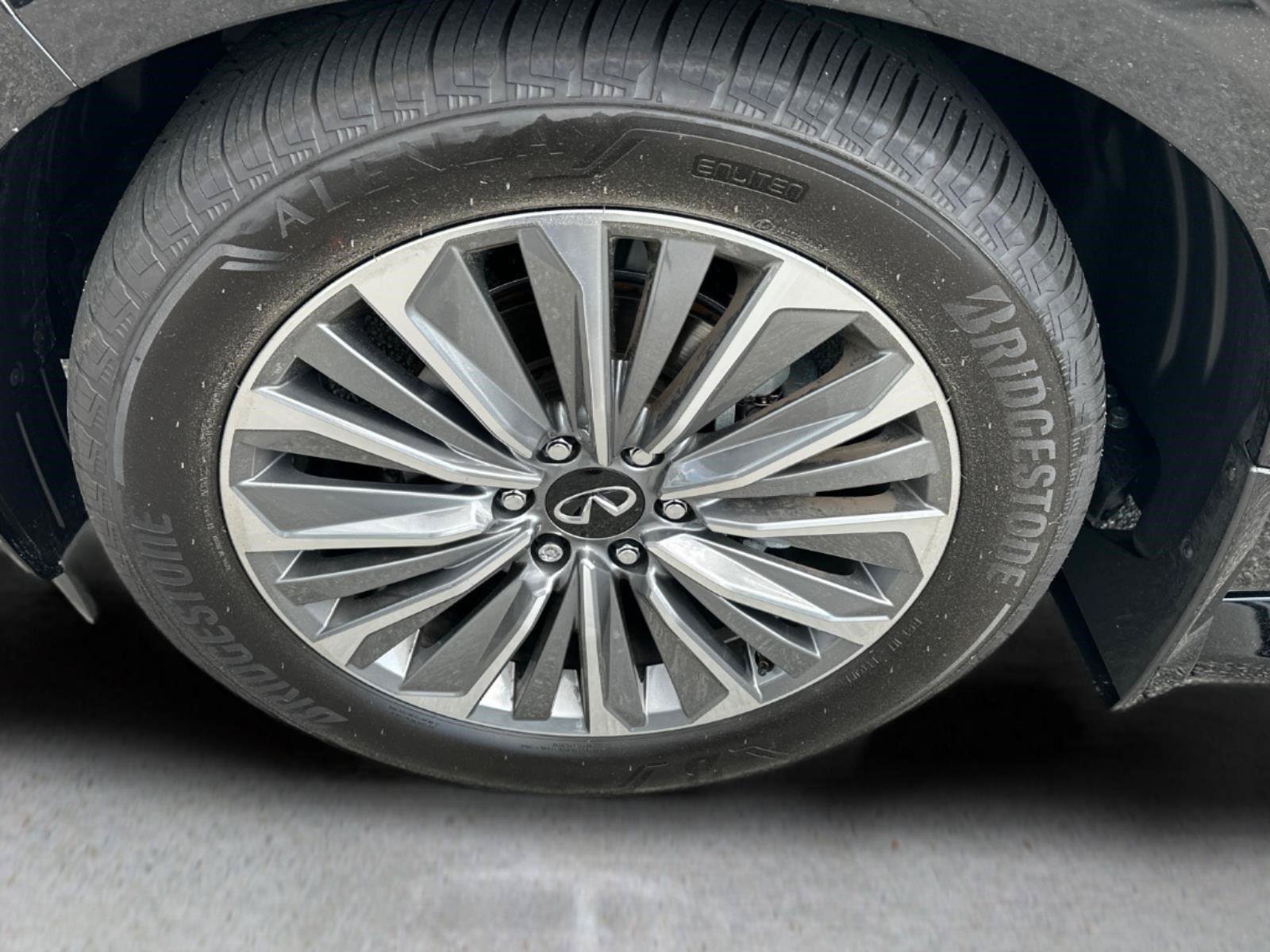 New 2026 INFINITI QX80 Luxe AWD/4WD image 11