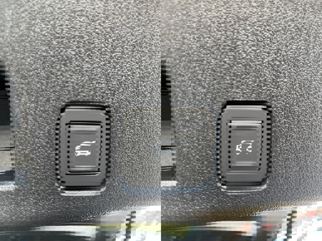 New 2026 Chevrolet Traverse LT w/ Driver Confidence Package image 12