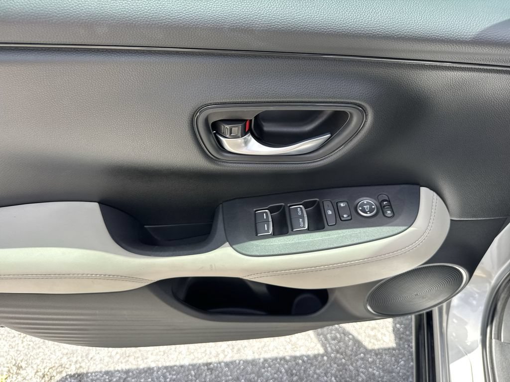 Used 2026 Honda HR-V EX-L image 39