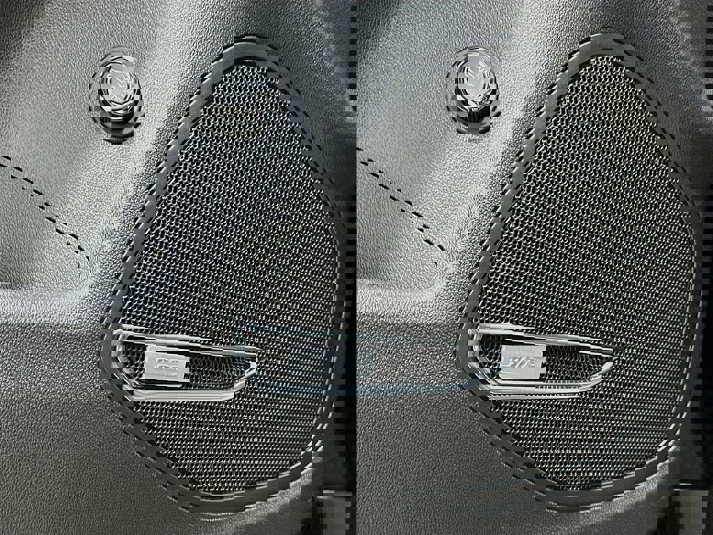 New 2026 Buick Envision Sport Touring image 21