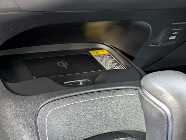 Used 2025 Toyota Corolla SE w/ SE Package image 17