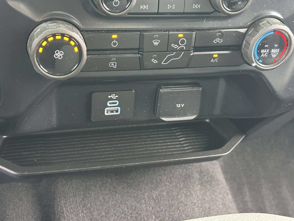Used 2025 Ford F250 XLT AWD/4WD image 21