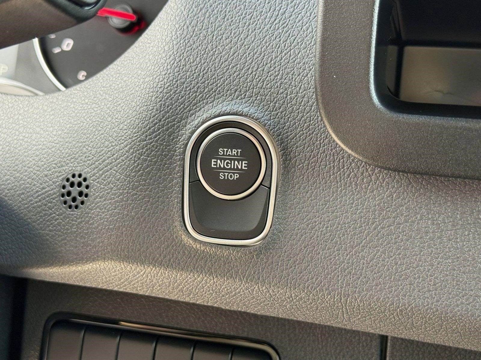 New 2025 Mercedes-Benz Sprinter 2500 image 29