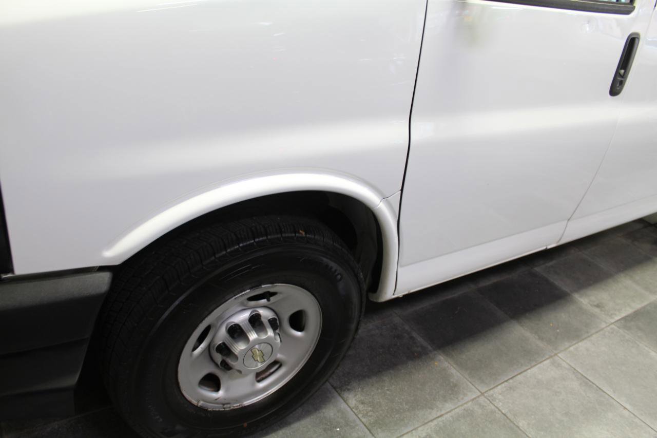 Used 2020 Chevrolet Express 2500 RWD image 31