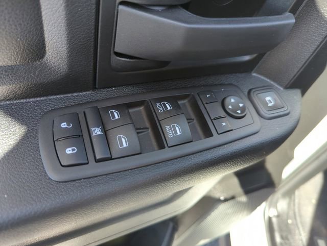 Used 2024 RAM 2500 Tradesman w/ Chrome Appearance Group image 26