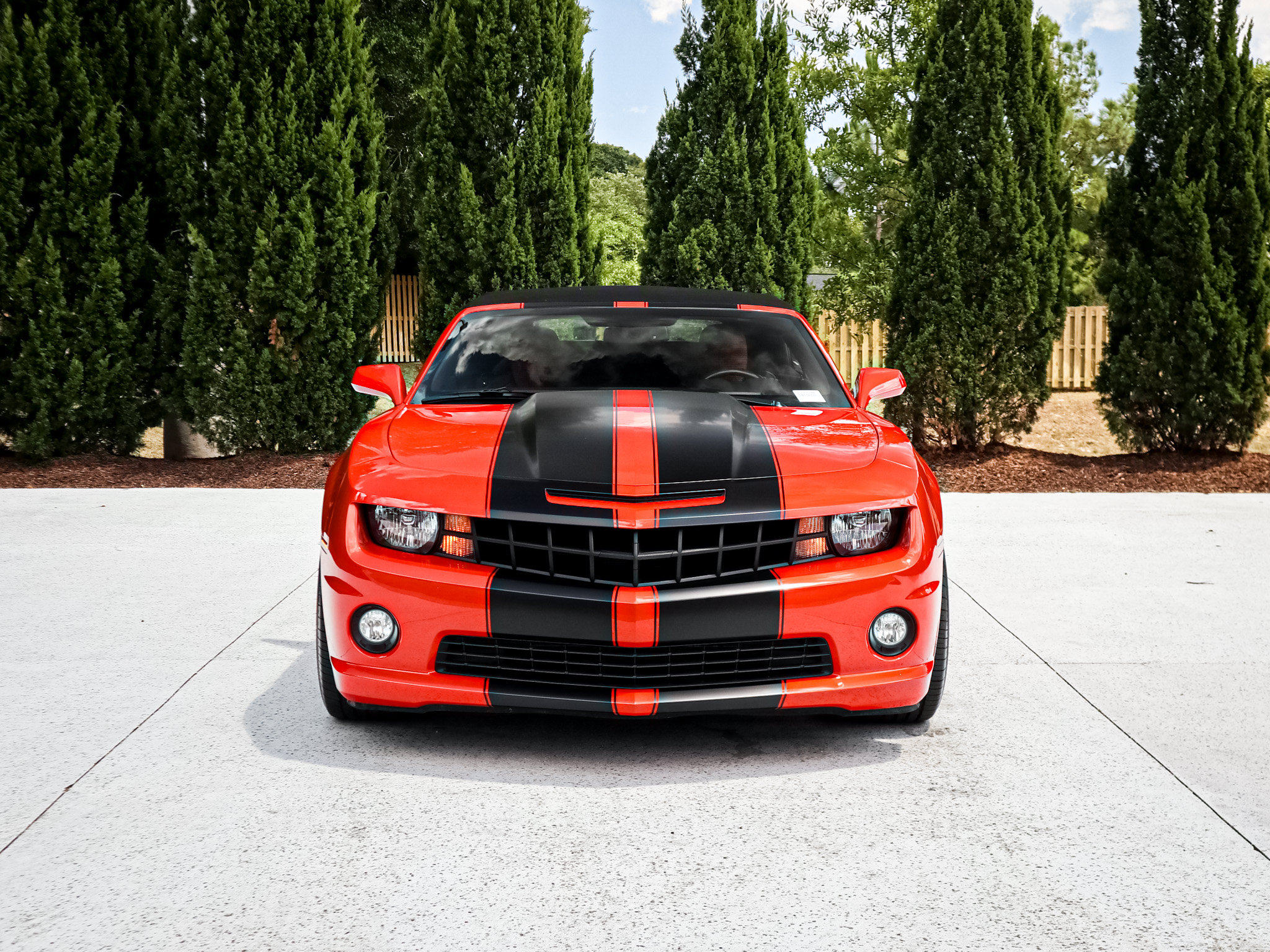 Used 2012 Chevrolet Camaro SS RWD image 3
