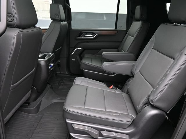 New 2026 GMC Yukon XL Denali w/ Sun & Power Step Package AWD/4WD image 11
