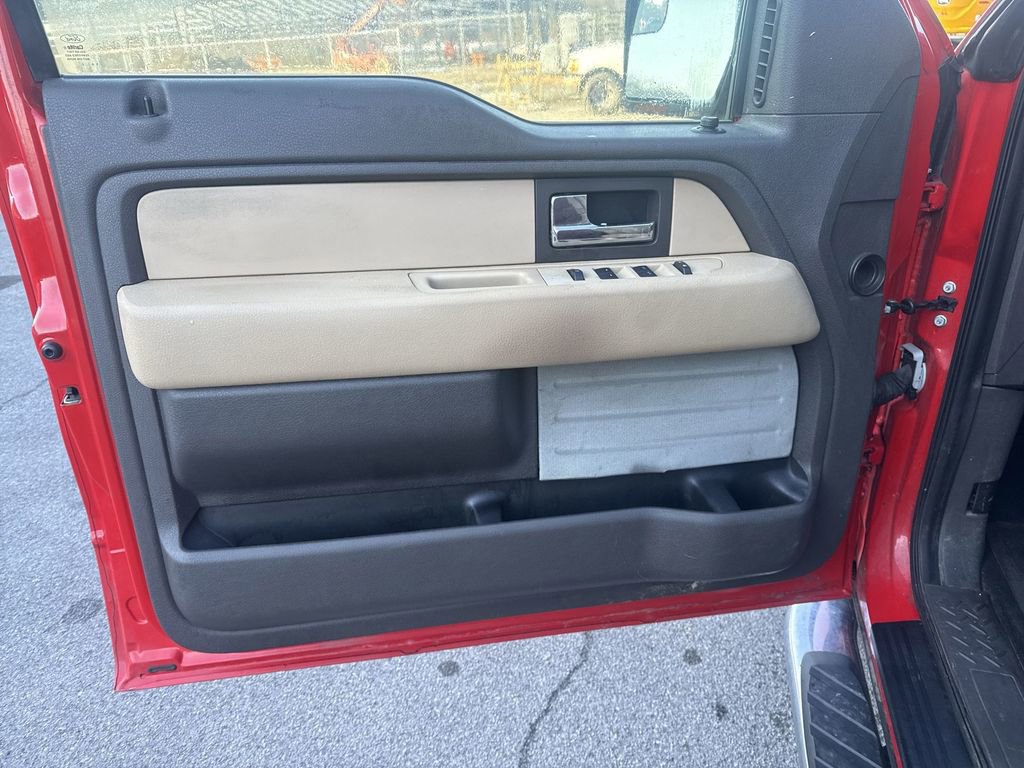 Used 2013 Ford F150 XLT w/ Mid Equipment Group AWD/4WD image 18