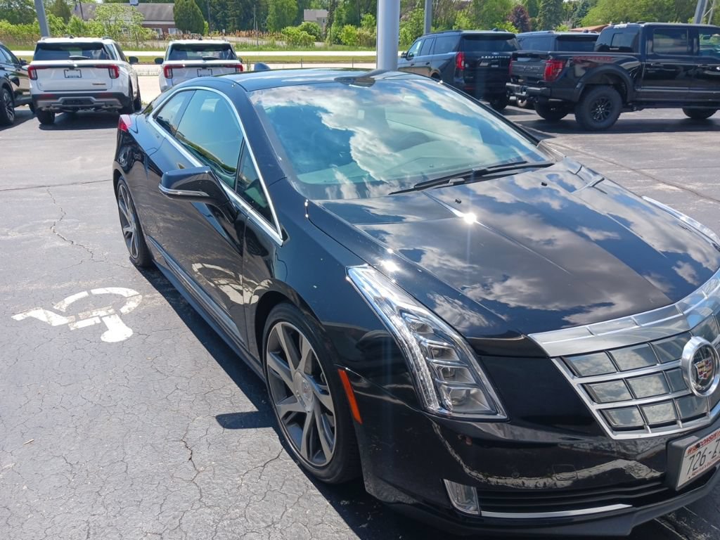Used 2014 Cadillac ELR w/ Luxury Package FWD image 4