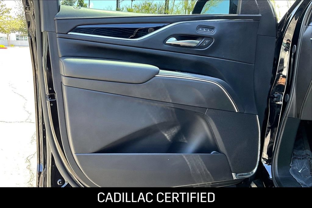 Used 2024 Cadillac Escalade V w/ Heavy-Duty Trailer Package AWD/4WD image 20