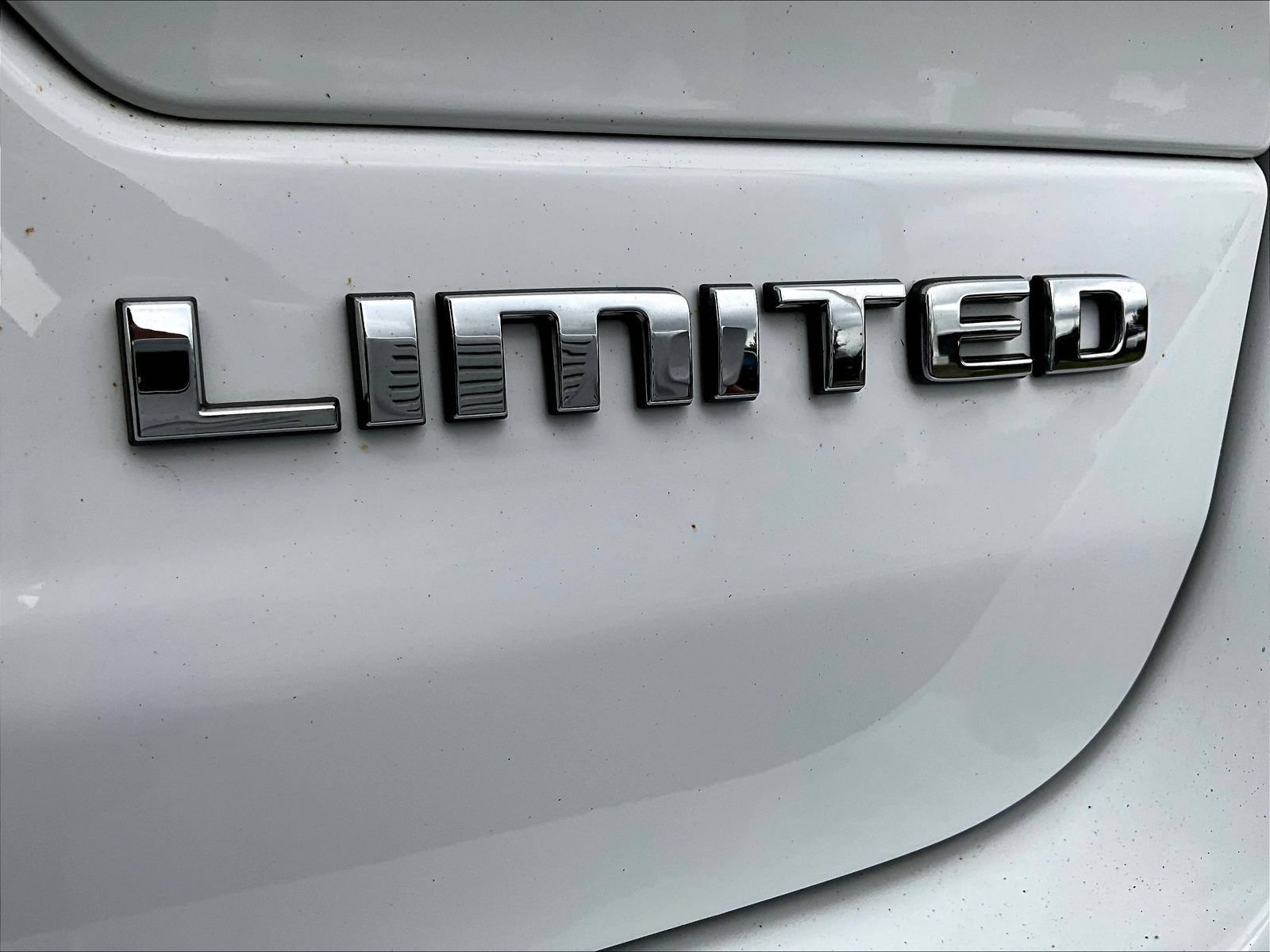 Used 2023 Jeep Grand Cherokee Limited AWD/4WD image 26