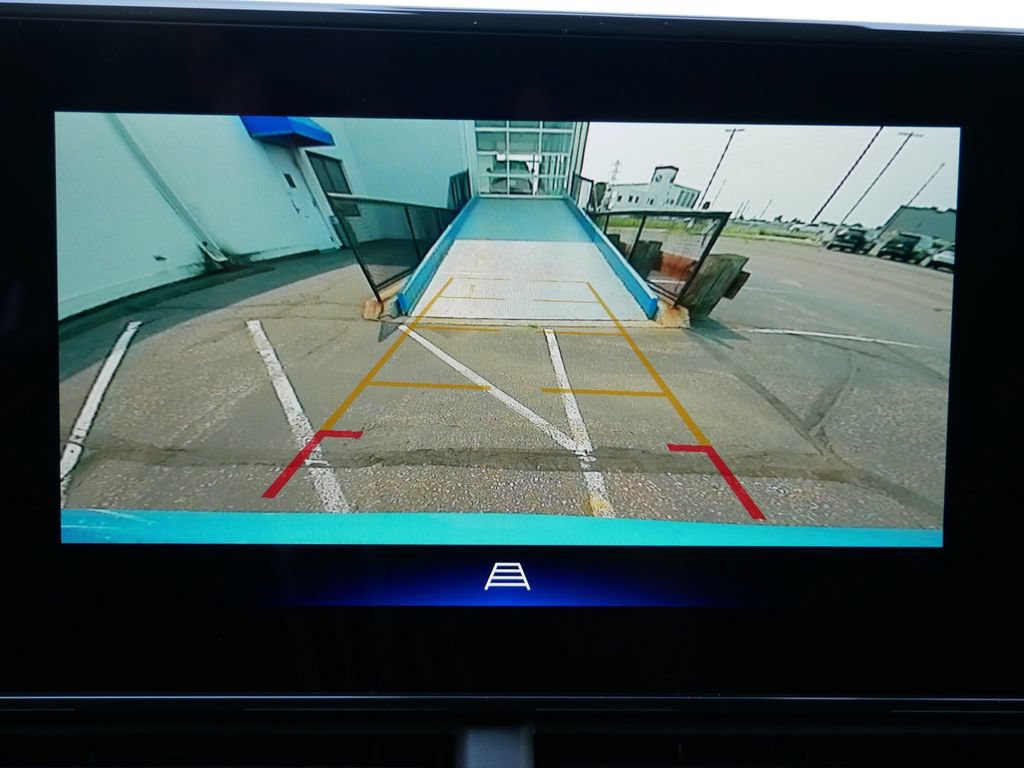New 2026 Chevrolet Trax LT w/ Driver Confidence Package FWD image 27