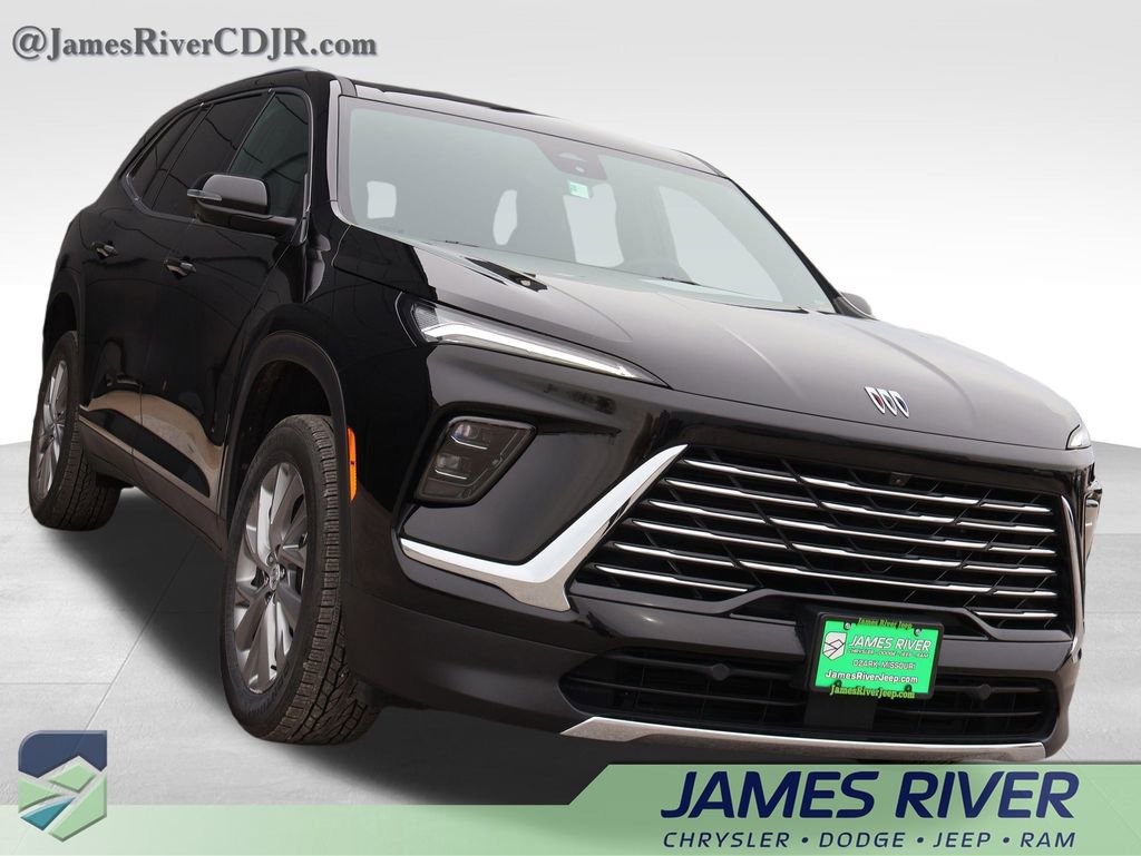 Used 2025 Buick Enclave Preferred image 6