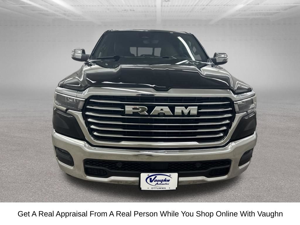 Used 2025 RAM 1500 Laramie AWD/4WD image 5