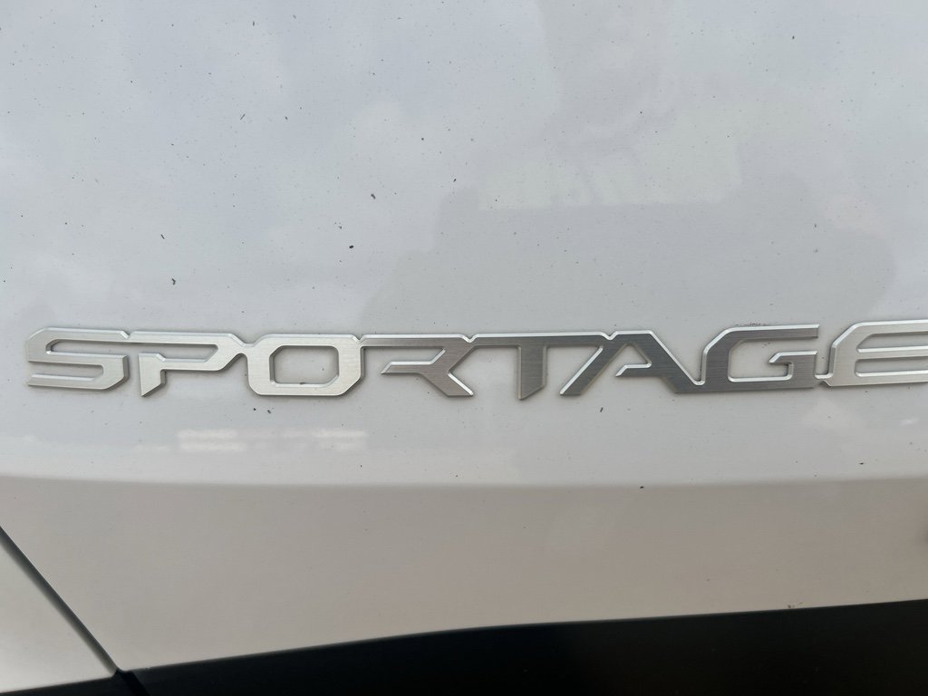 Used 2023 Kia Sportage X-Line w/ X-Line Premium Package image 5