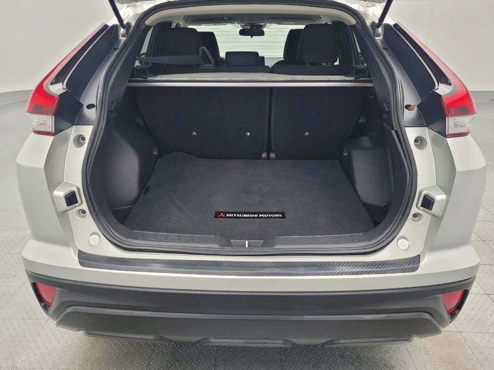 Used 2022 Mitsubishi Eclipse Cross LE image 29