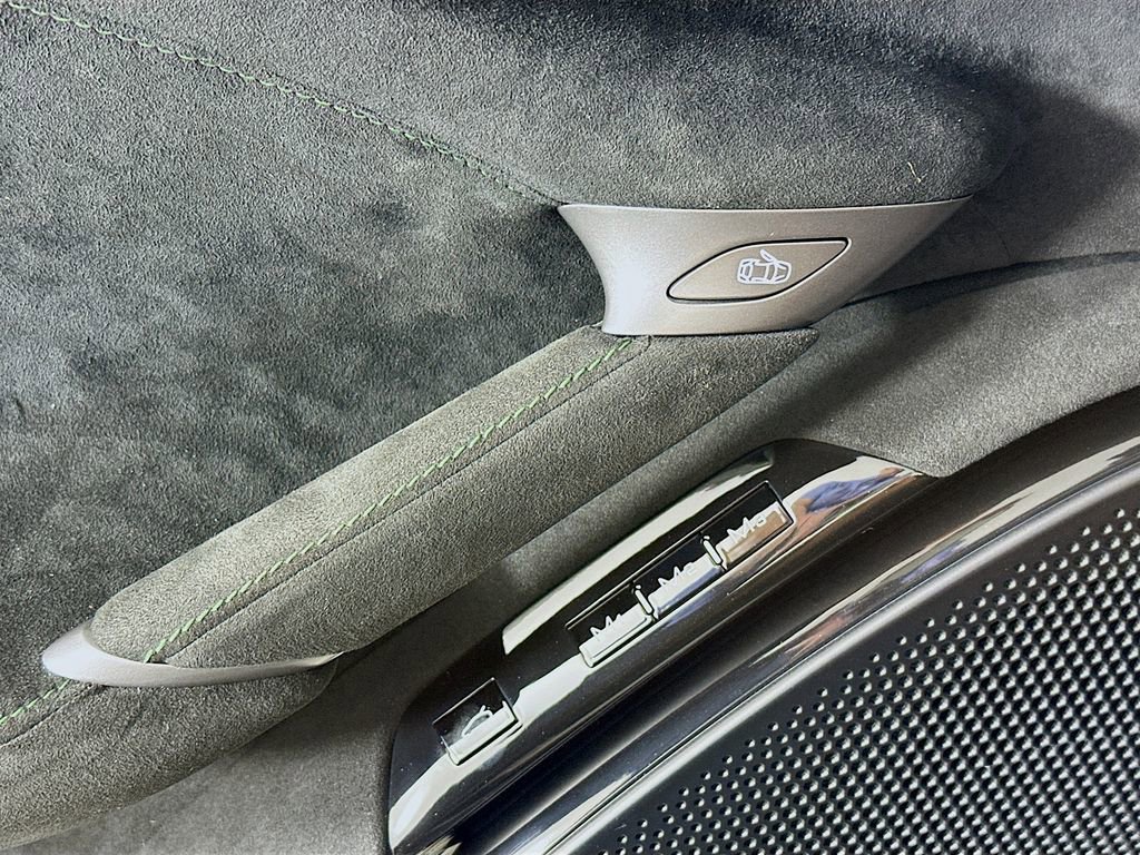 Used 2025 Ferrari Roma Spider image 18