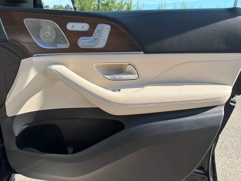 Certified 2023 Mercedes-Benz GLS 450 4MATIC image 65