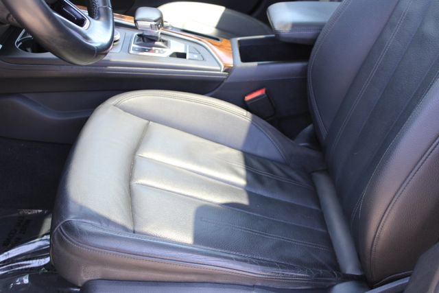 Used 2018 Audi A4 2.0T Premium w/ Convenience Package image 32