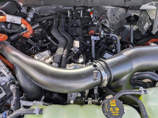 New 2025 Ford F150 Lariat w/ Equipment Group 501A Mid image 17