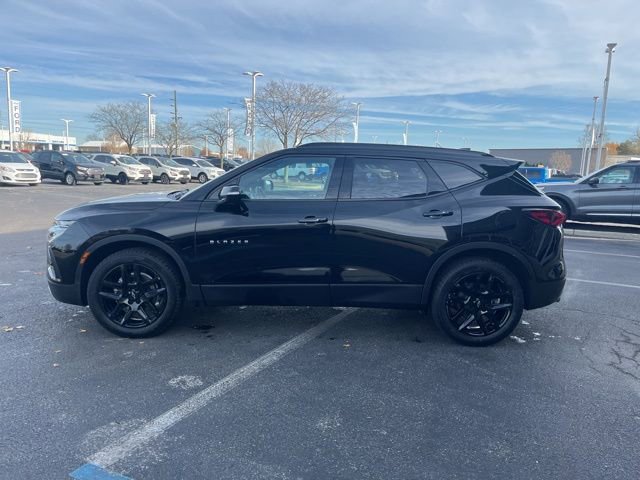 Used 2022 Chevrolet Blazer LT w/ Sound & Technology Package image 4