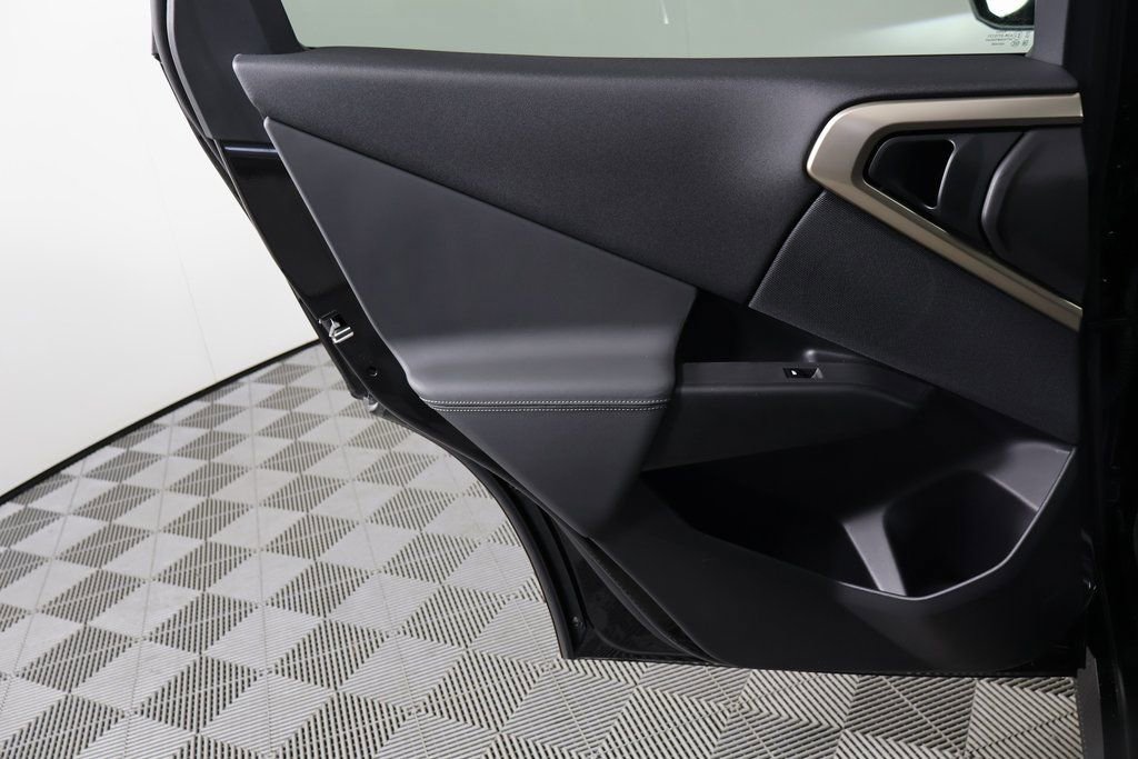 Used 2025 BMW X3 xDrive30i w/ Convenience Package image 13