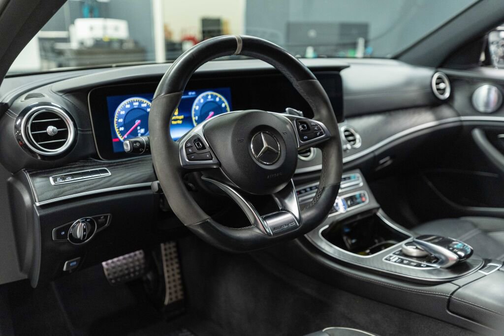 Used 2018 Mercedes-Benz E 63 AMG S w/ AMG Advanced Lighting Package image 10