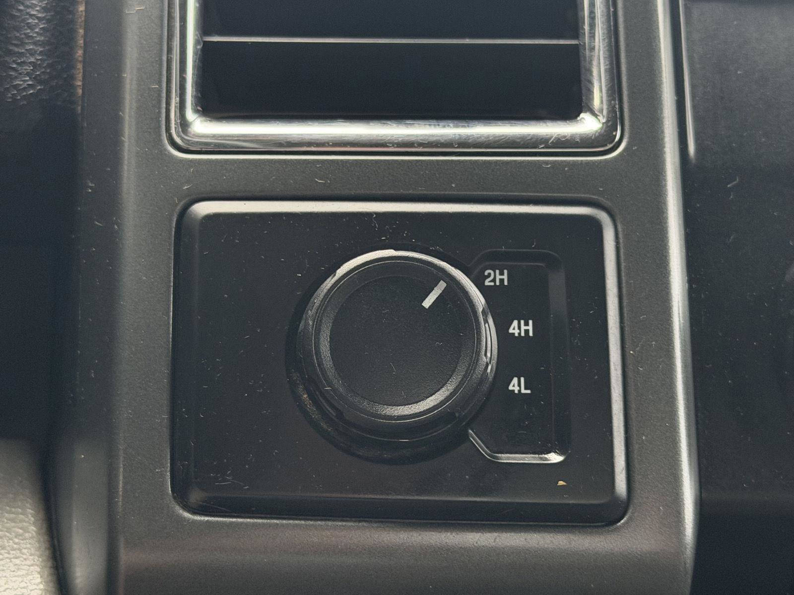 Used 2018 Ford F350 XLT image 28