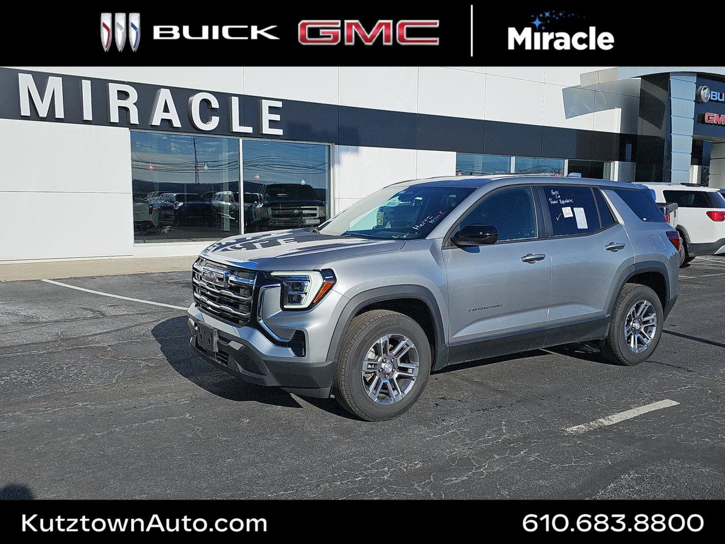 Used 2025 GMC Terrain Elevation