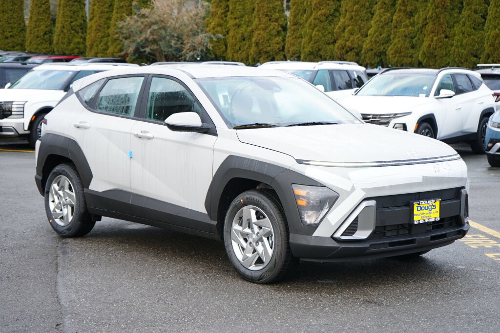 Used 2026 Hyundai Kona SE FWD image 4