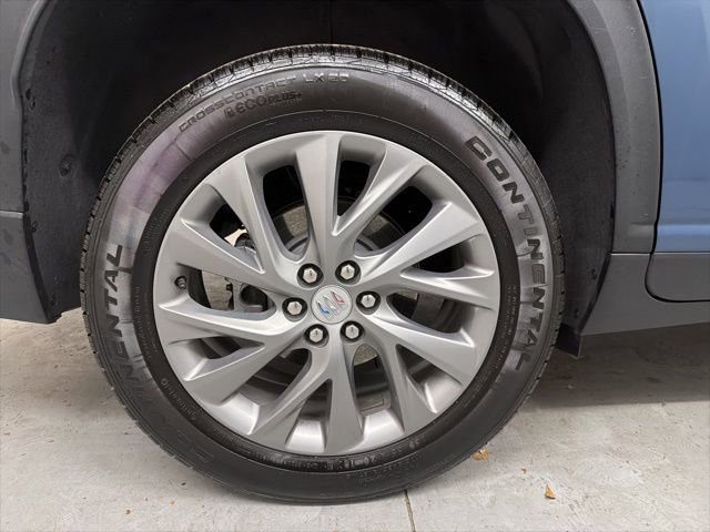 Used 2025 Buick Enclave Preferred image 13