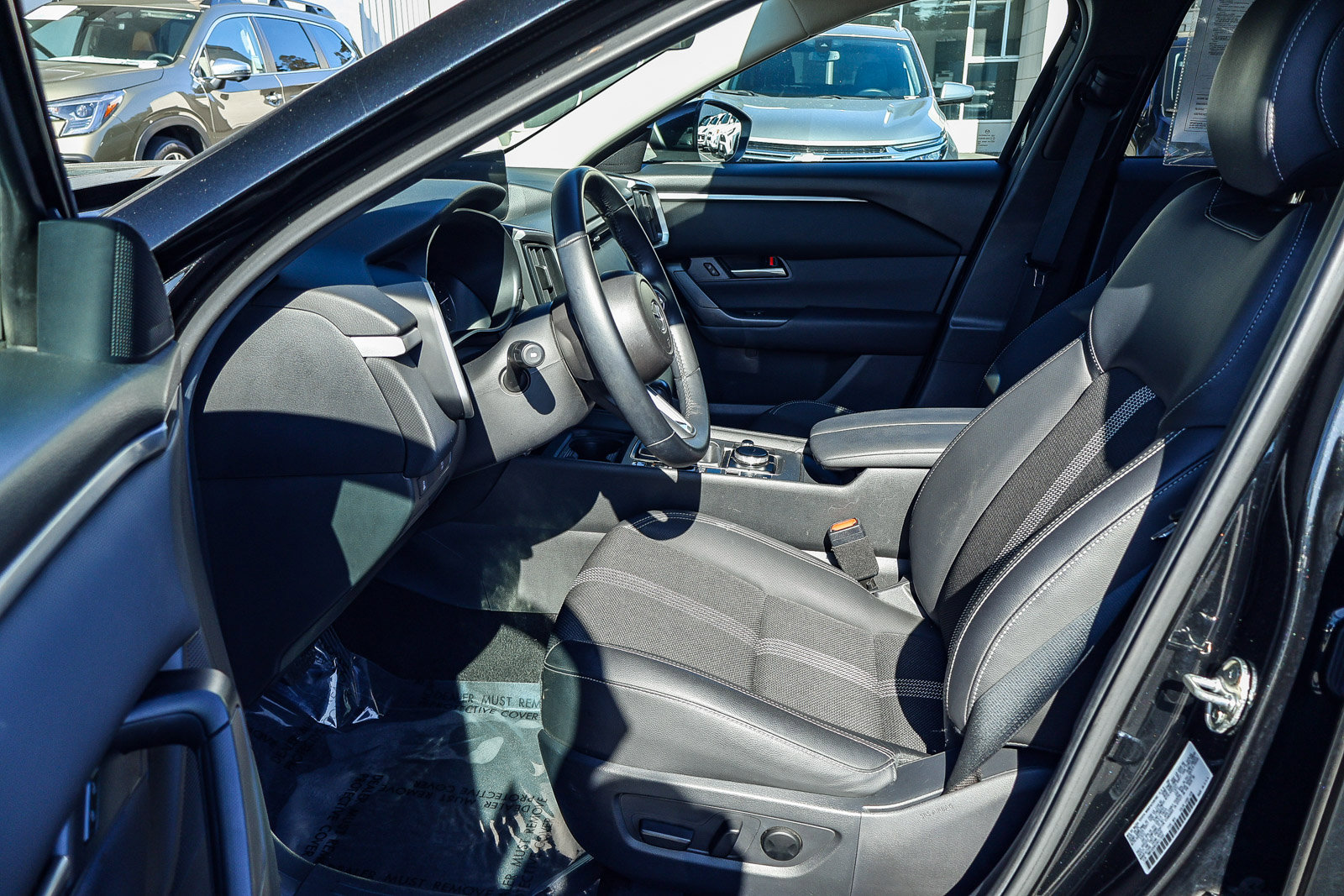 Used 2025 MAZDA CX-50 AWD 2.5 S w/ Preferred Package image 2