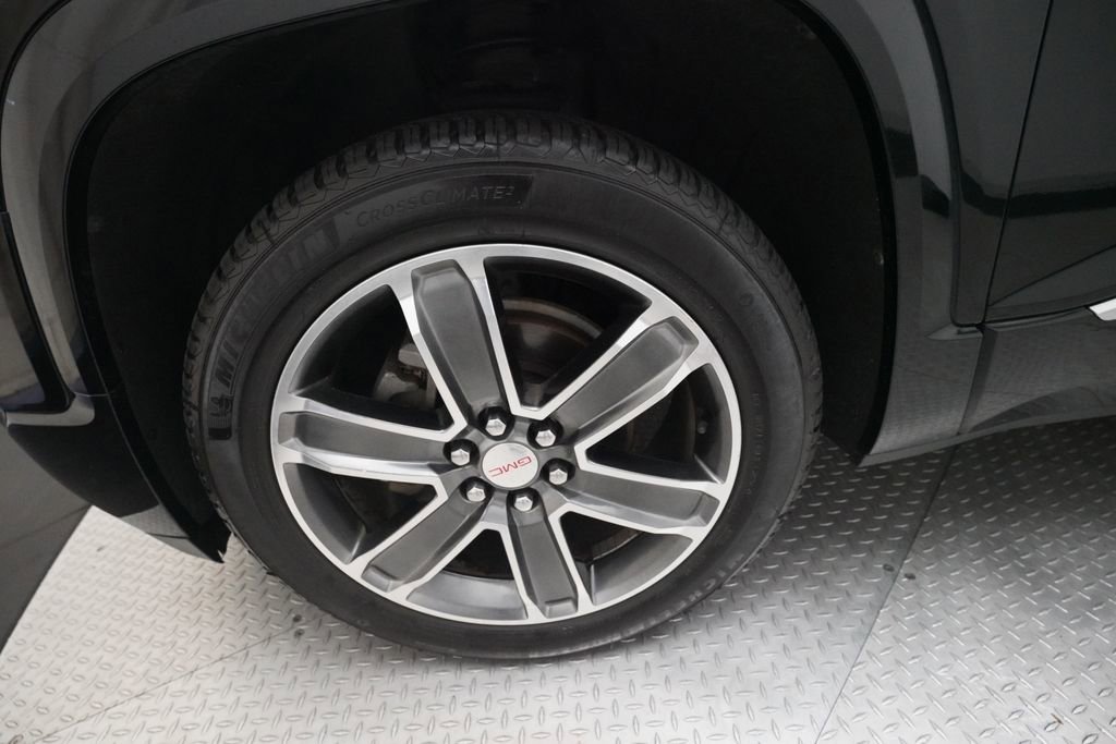Used 2018 GMC Acadia Denali AWD/4WD image 26