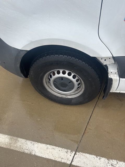 Used 2021 Freightliner Sprinter 2500 image 6