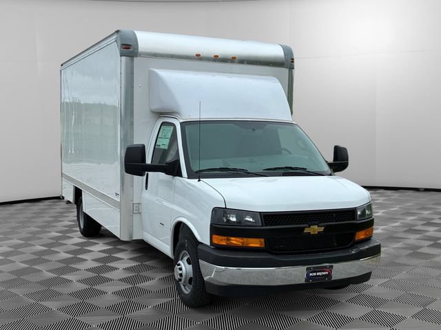 New 2026 Chevrolet Express 3500 w/ Power Convenience Package RWD image 7
