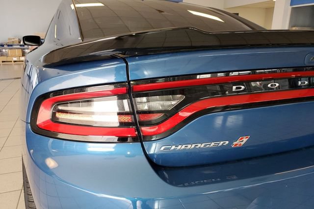Used 2021 Dodge Charger SXT w/ Cold Weather Package AWD/4WD image 27