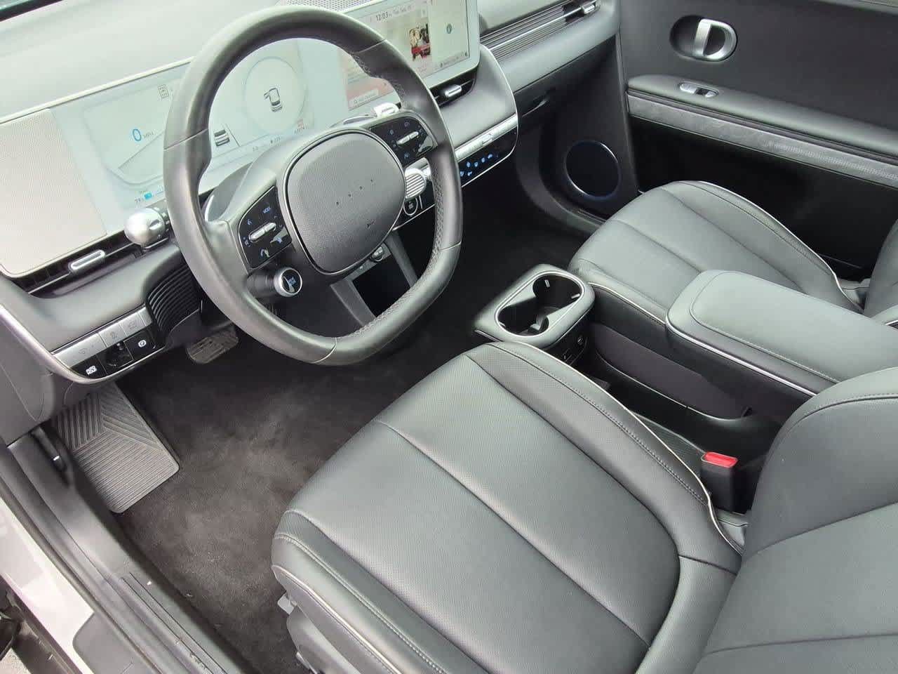Used 2023 Hyundai Ioniq 5 SEL w/ Cargo Package RWD image 2