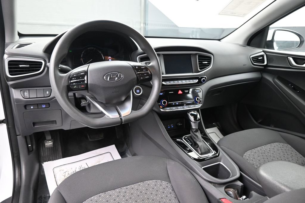 Used 2018 Hyundai Ioniq Blue image 23