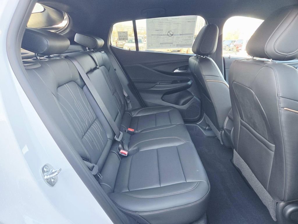 New 2026 Buick Envista Avenir image 14