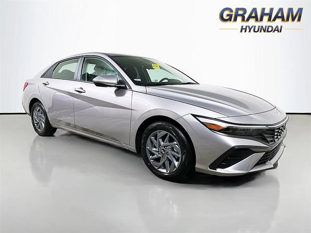 Used 2026 Hyundai Elantra Hybrid